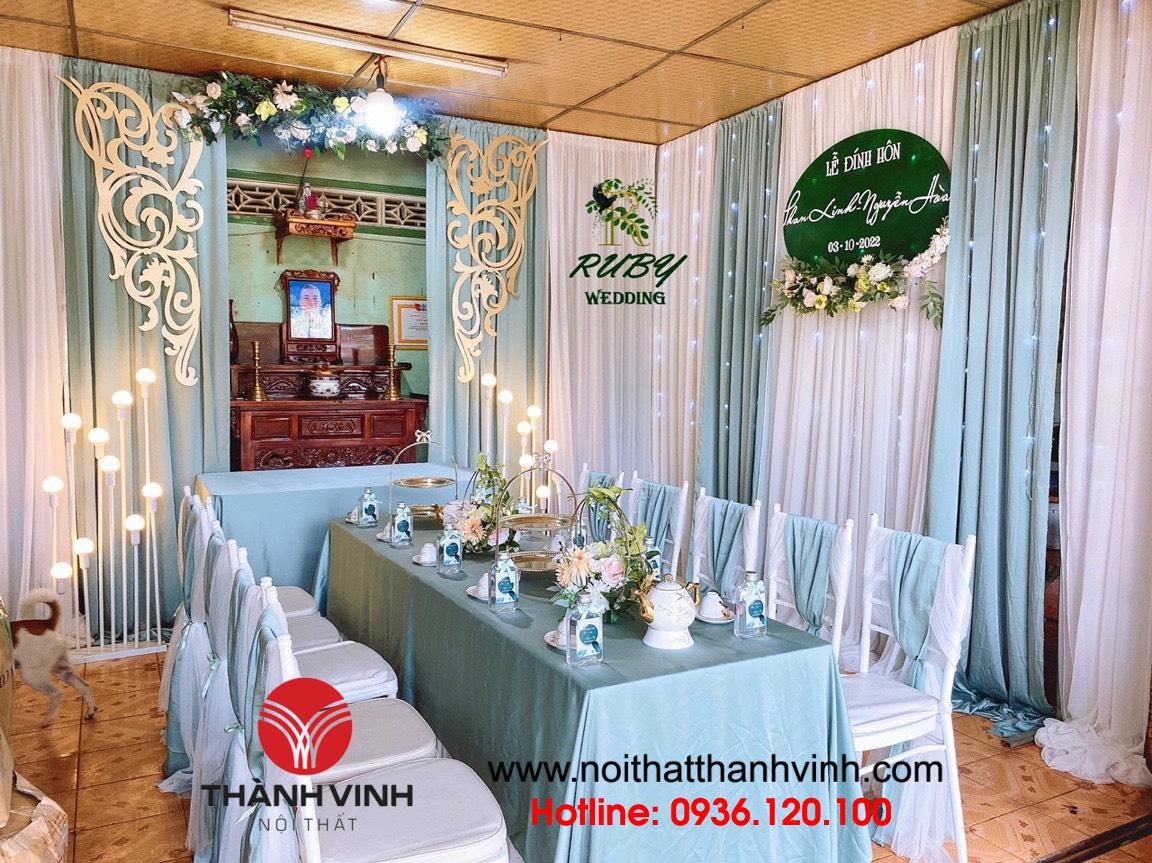 Ghế chiavari màu sắc trang trọng cho tiệc cưới