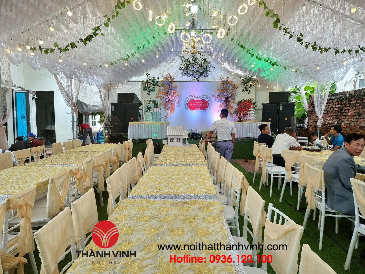 Ghế chiavari giá rẻ là lựa chọn hàng đầu của nhà hàng, khách sạn