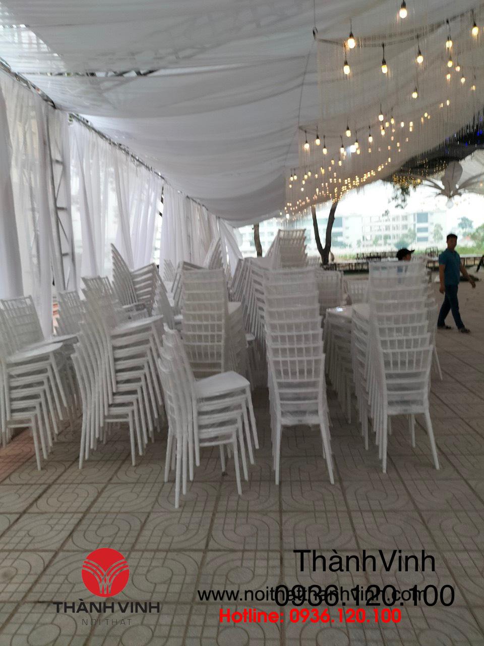 Ghế chiavari nhựa cho đám cưới tại Phú Thọ